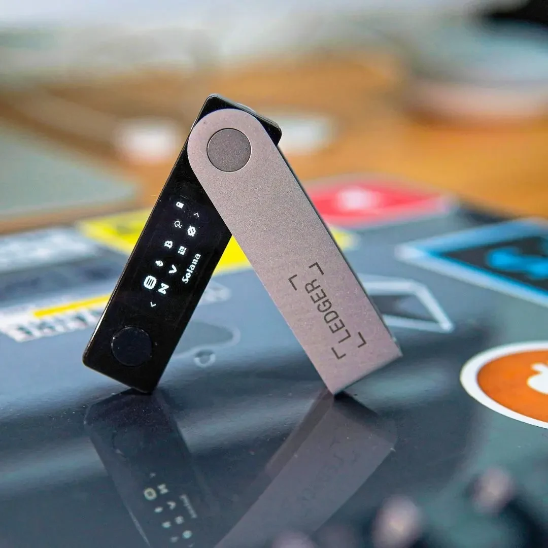 Ledger设备细节与售后服务展示